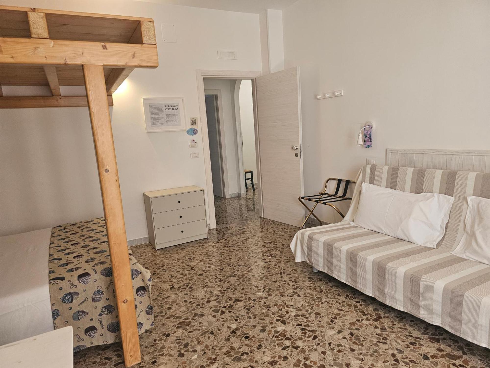 A Polignano Rooms Polignano a Mare Exterior photo